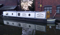 The V-Hope canal boat